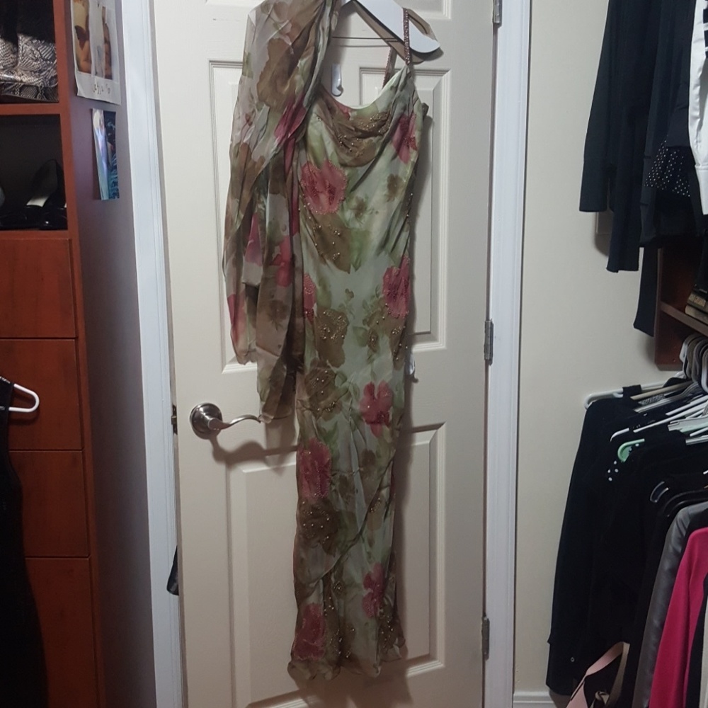 Fancy Dresses - image 8